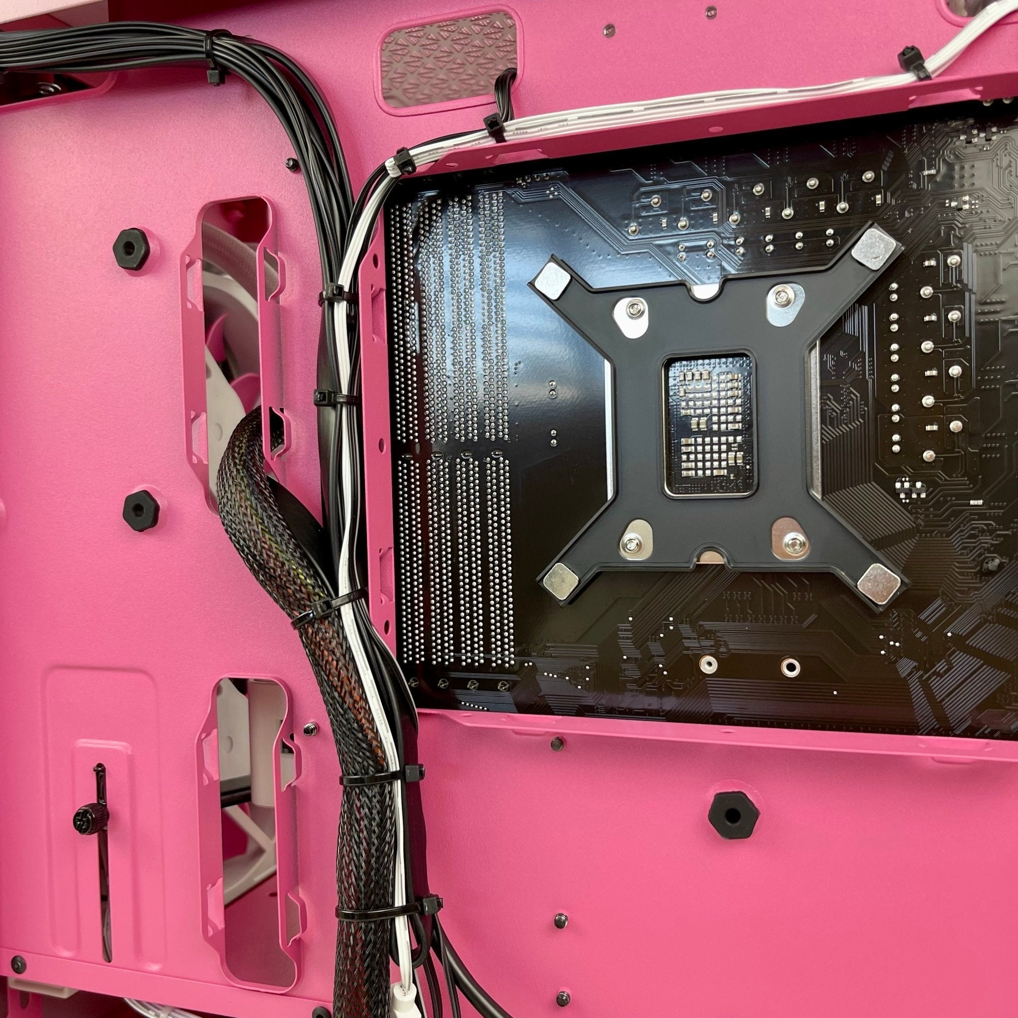IGaming Intel Core i5 12400F | RTX 4060/4060 TI | Pink Gamer Pixel - Nectostry