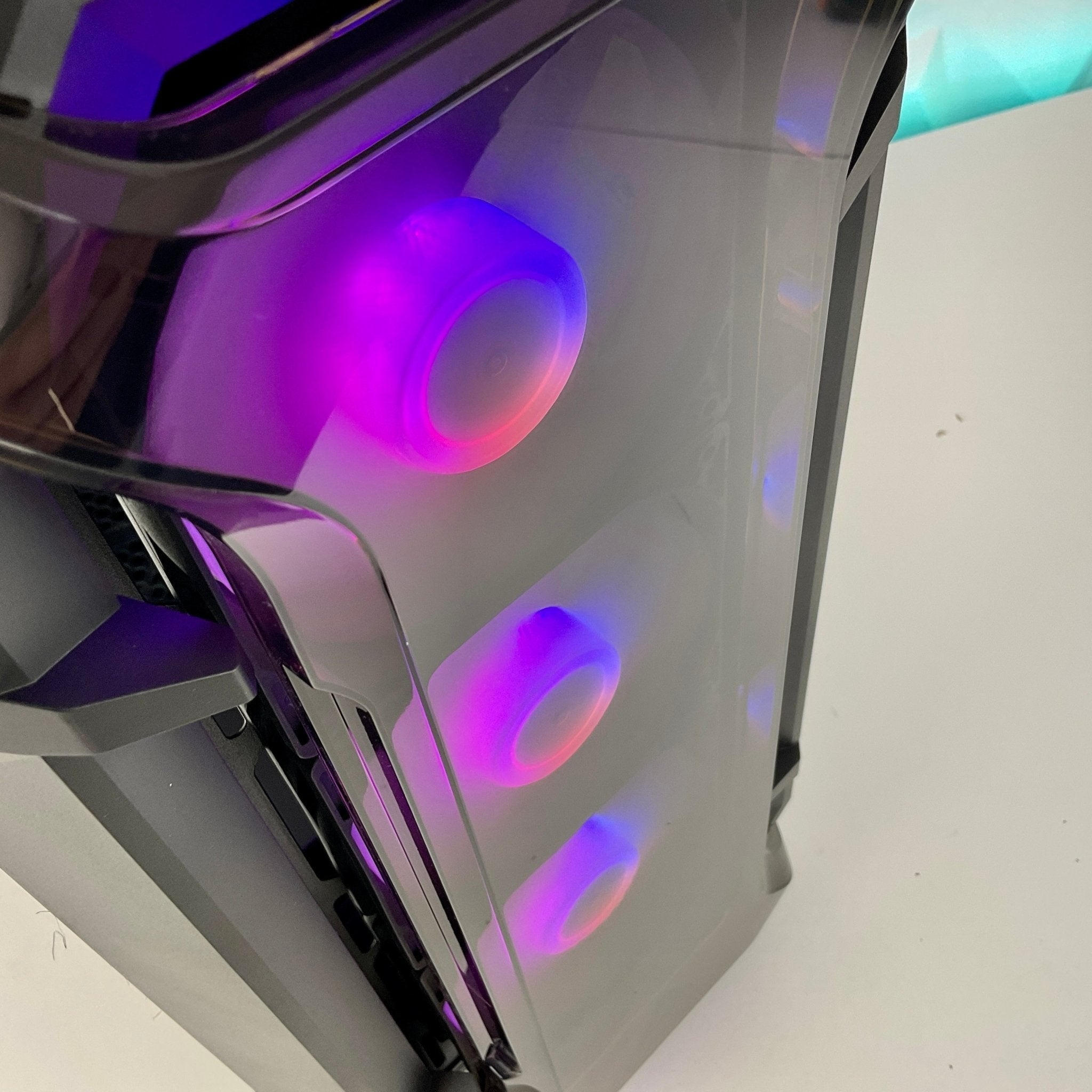 IGaming Intel Core i5 13400F | RTX 4060 | Antec DF600 - Nectostry