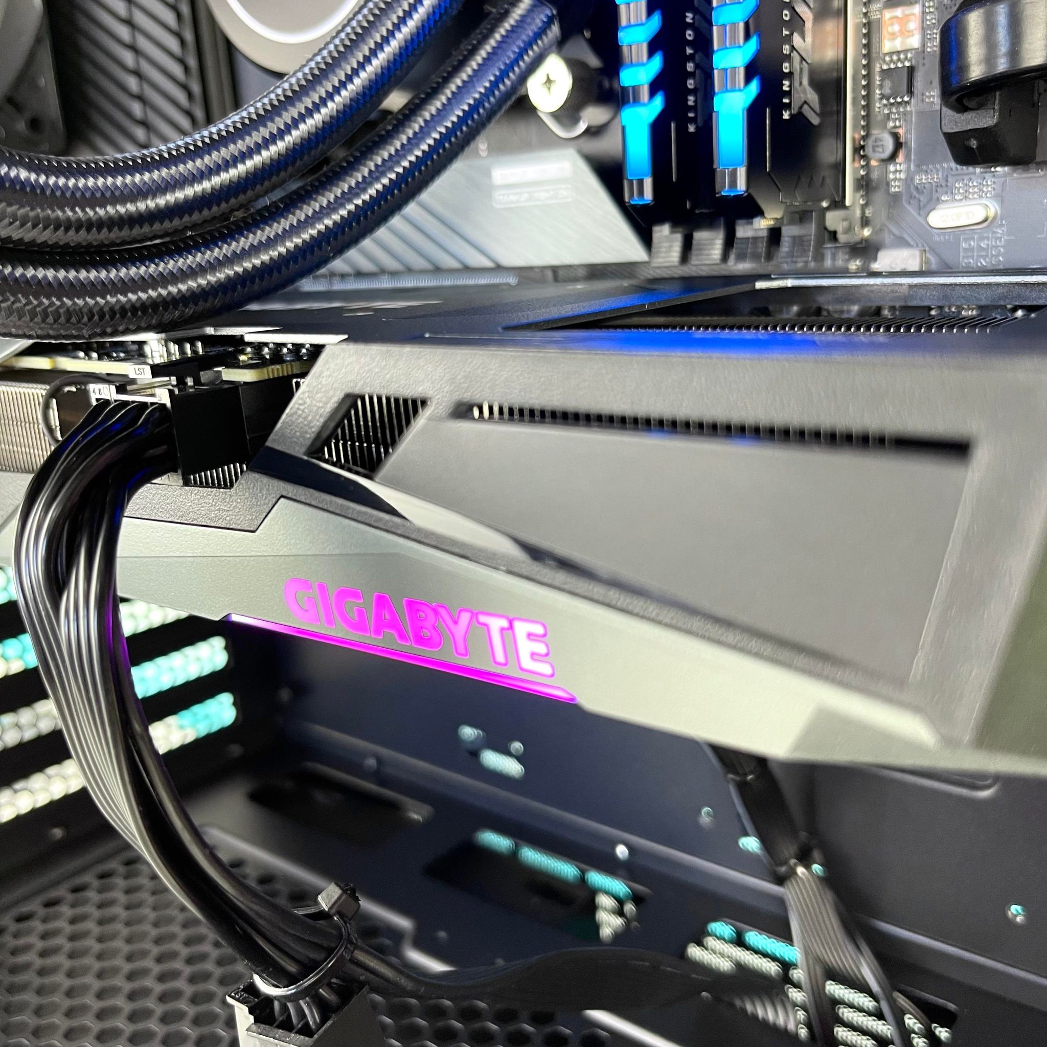 IGaming Intel Core i5/i7 14700KF | RTX 4060Ti - 4080 | DF700 FLUX - Nectostry