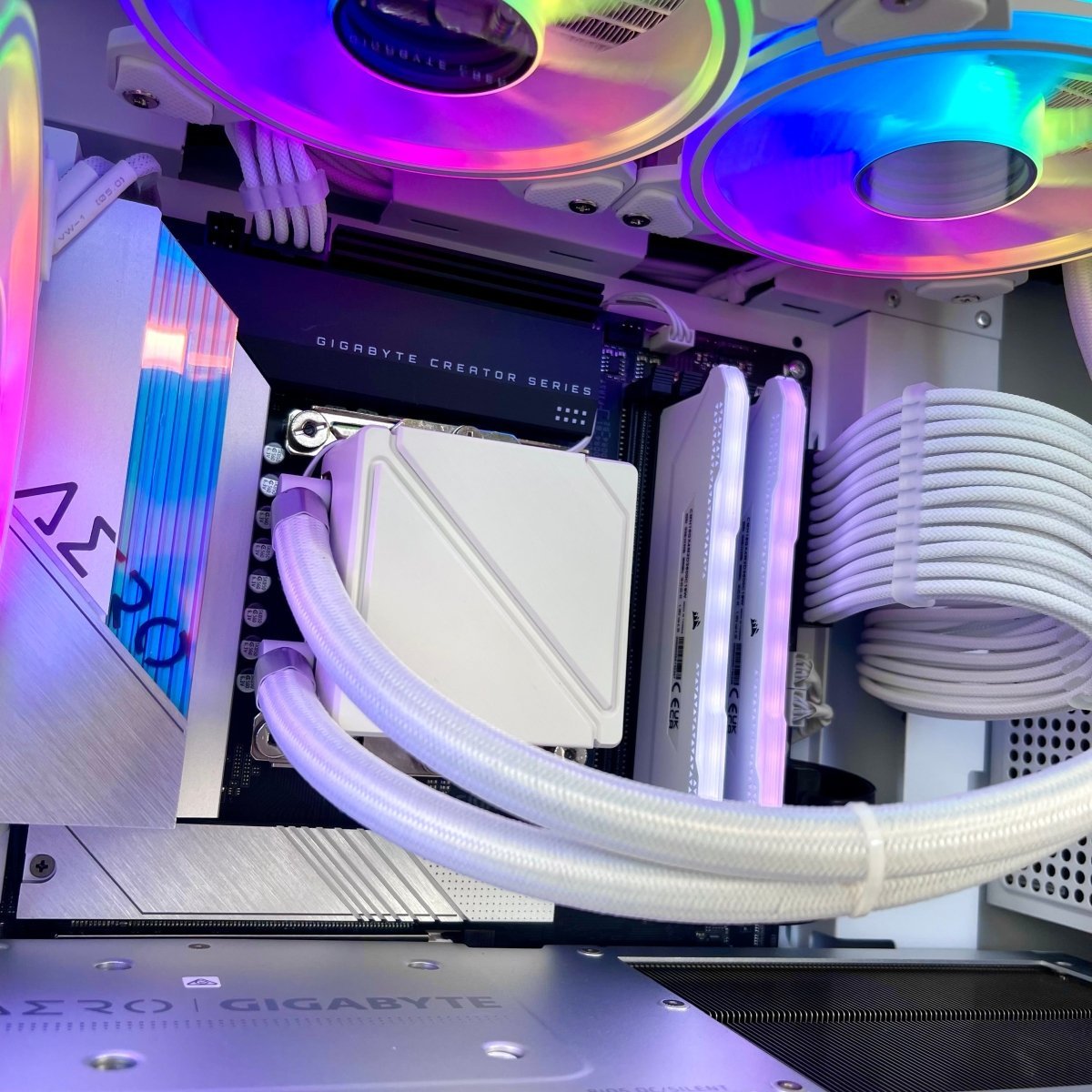 IGaming Intel Core i5/i7| RTX 4060 - 4070 Ti | 32GB DDR5 Stormtrooper - Nectostry