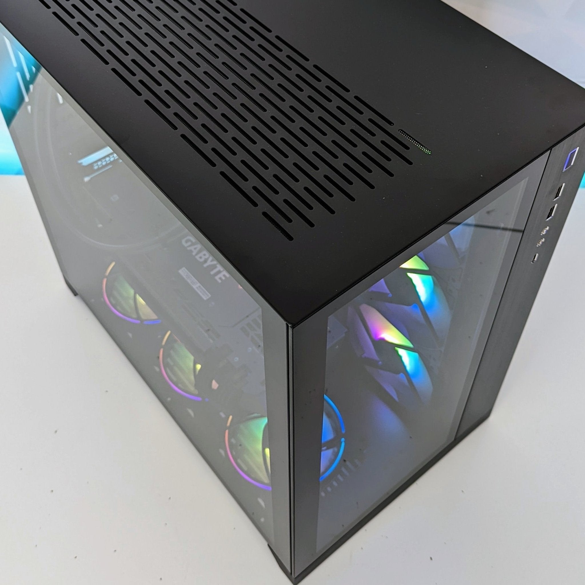 IGaming Intel Core i5/i7 | RTX 4060 - 4070 Ti super | Lian - Li Ultimate - Nectostry