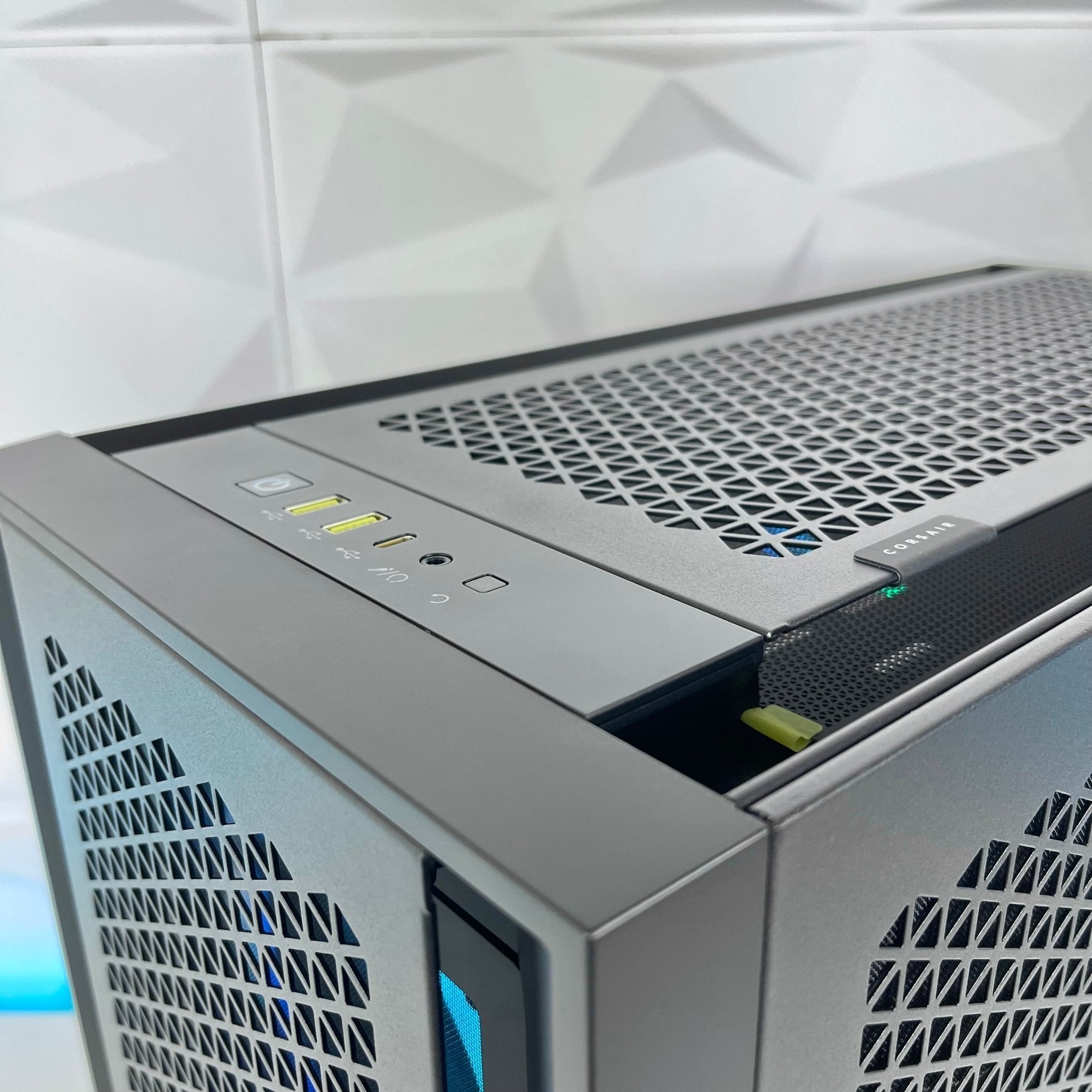 IGaming Intel Core i9 14900KF | RTX 4090 OC 24G | Corsair 5000D Black - Nectostry