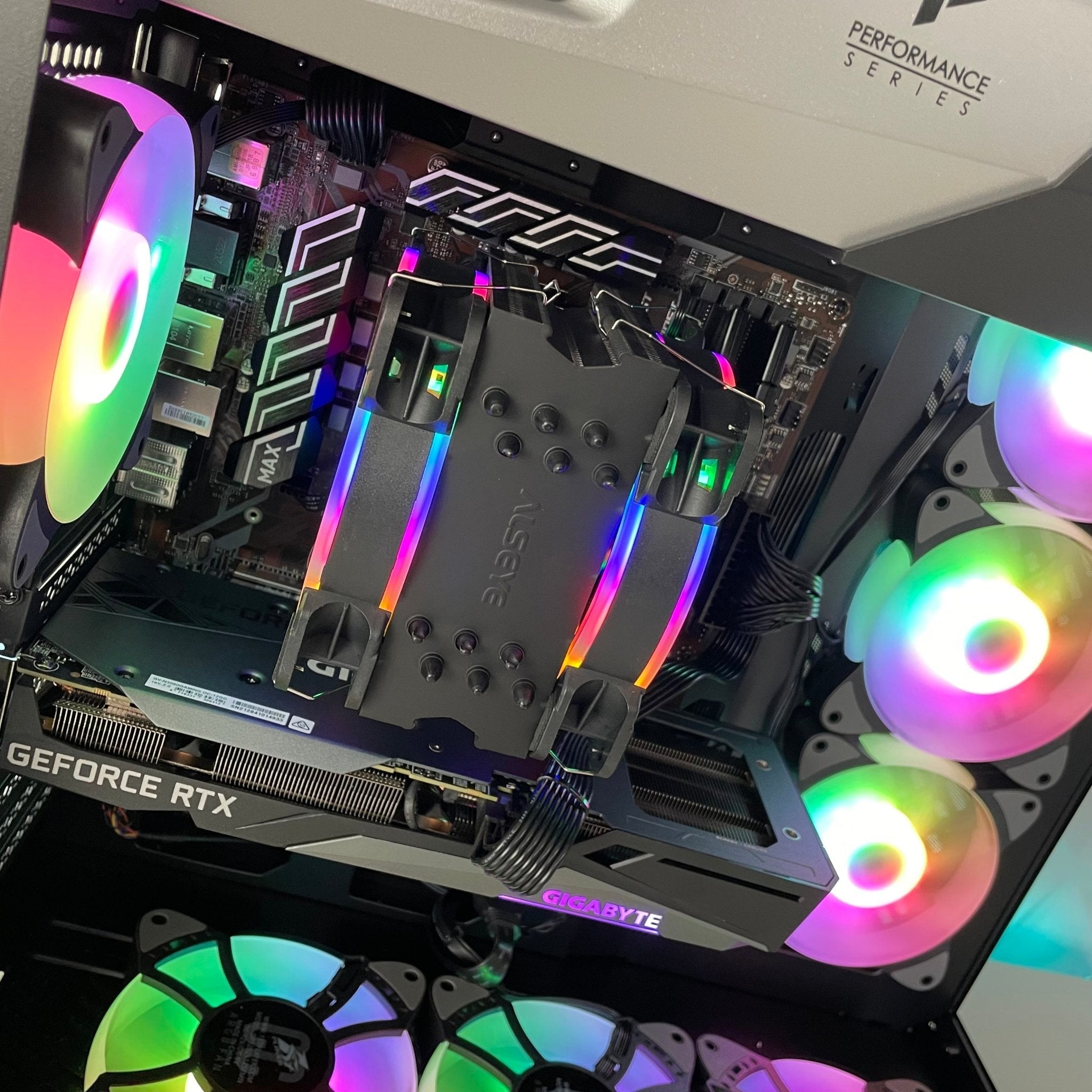 IGaming RTX 4060 Ti/ RTX 4070S | Intel 12th Gen 12600KF | P120 Black - Nectostry