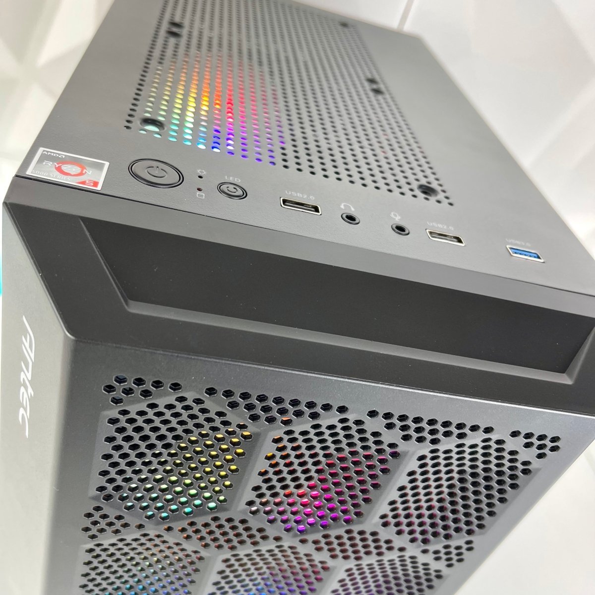 IGaming Ryzen 5 5500 | RTX 4060 - 4060Ti | Phantom NX200M - Nectostry