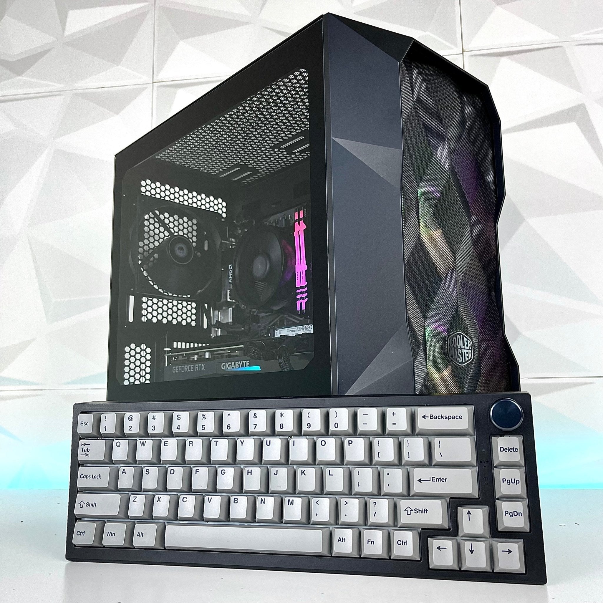 IGaming Ryzen 5 5600 | RTX 4060/4060 Ti | TD300 Crystal Dark - Nectostry