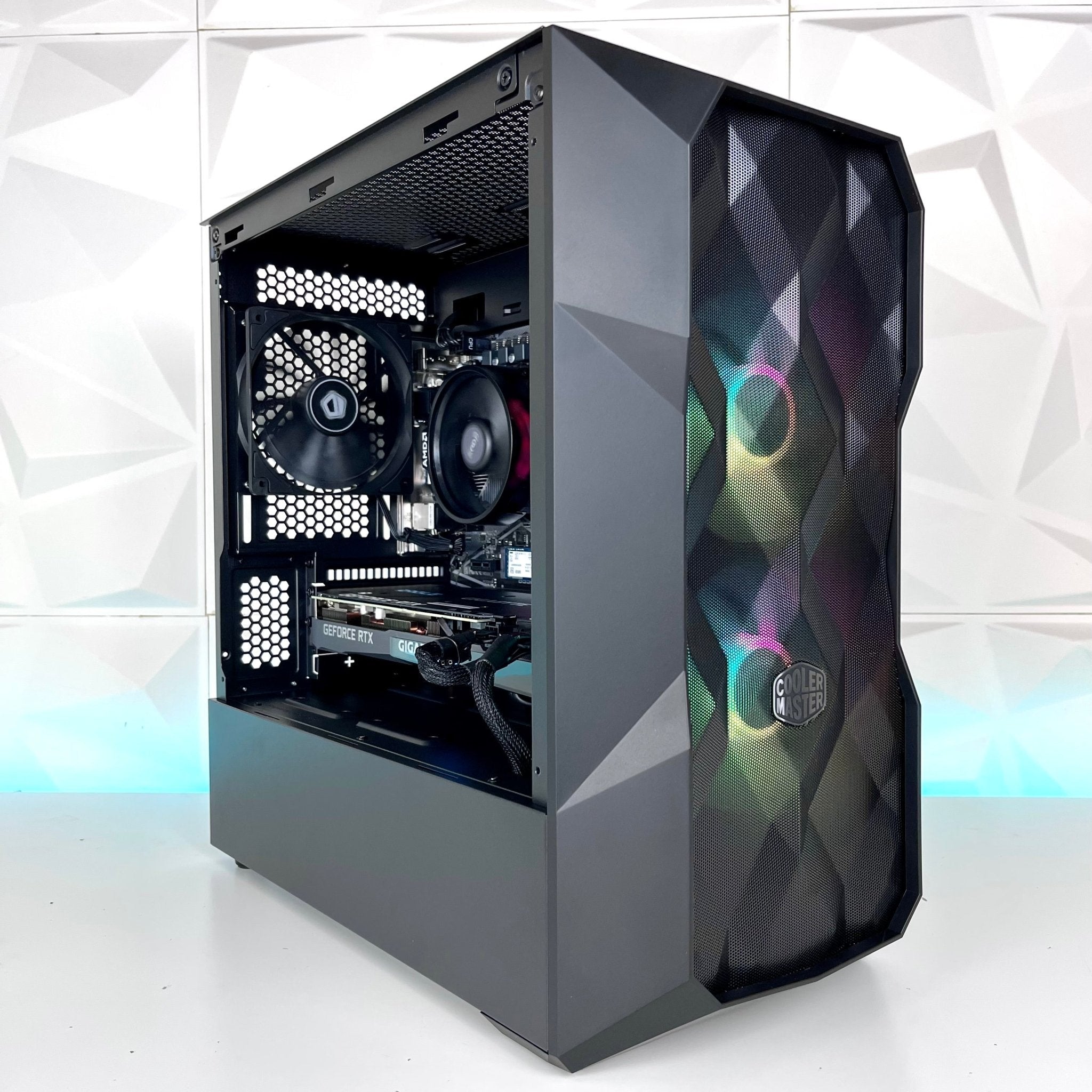 IGaming Ryzen 5 5600 | RTX 4060/4060 Ti | TD300 Crystal Dark - Nectostry