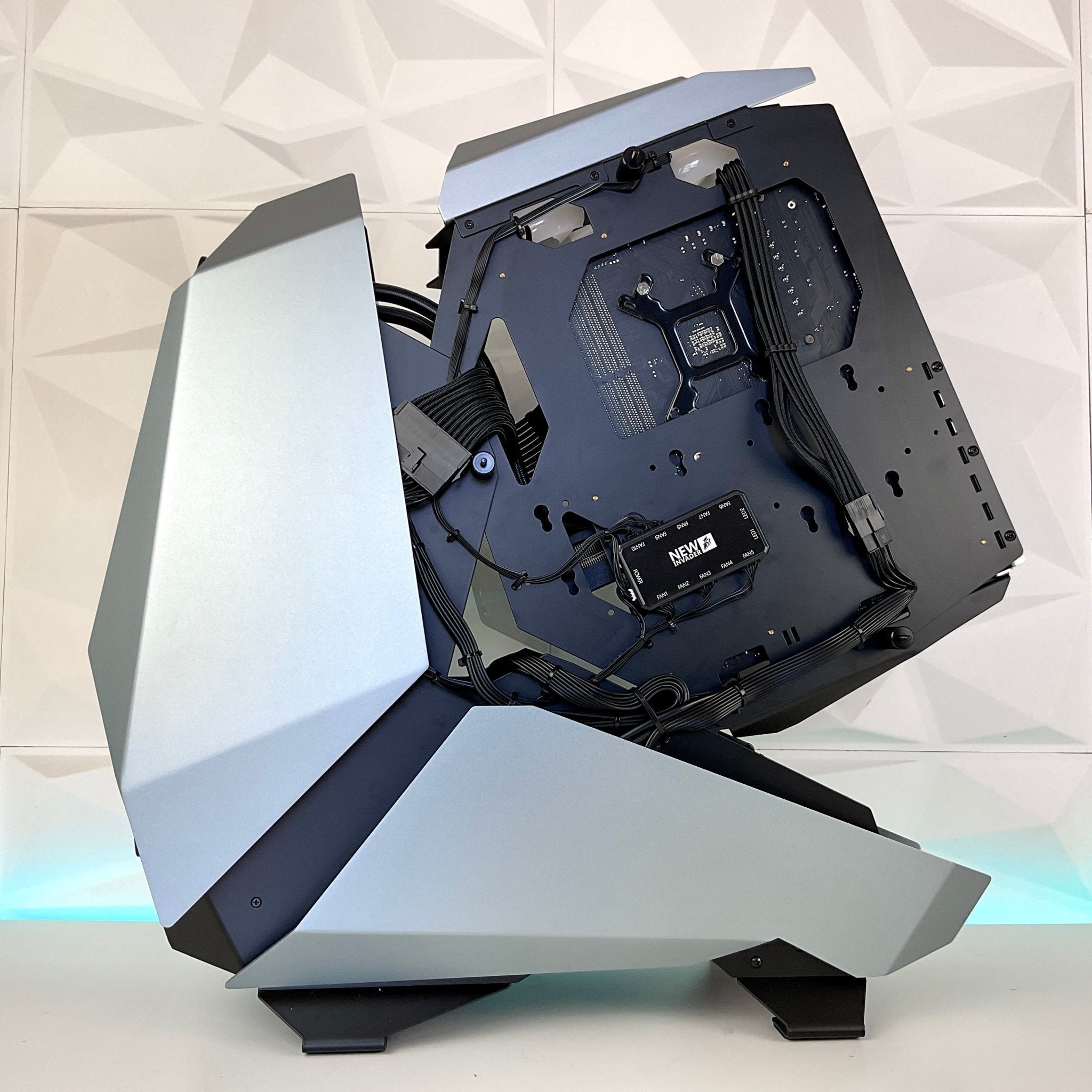 IGaming Ryzen 5 7600 | RTX 4060Ti - 4080 | 32GB DDR5 Jarvis Mod5 - Nectostry