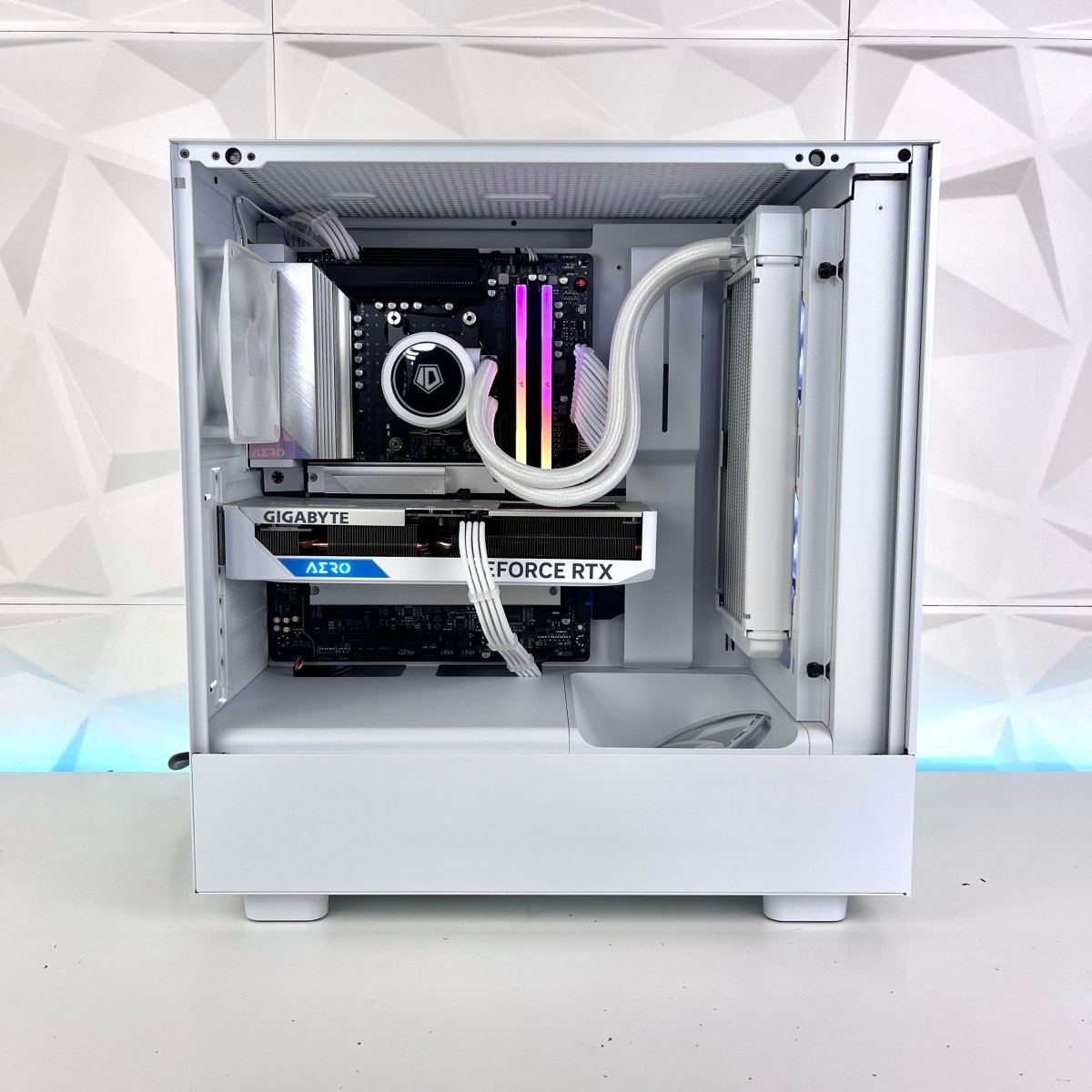 IGaming Ryzen 5/7 7700X | RTX 4060/4070 Ti | 32GB DDR5 | H5 Flow - Nectostry