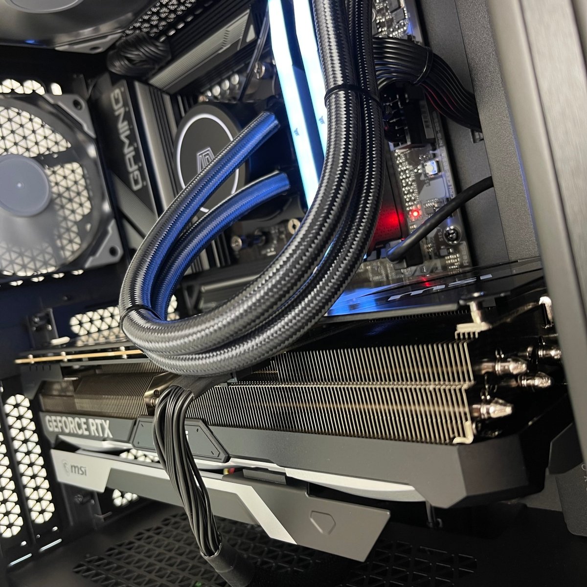 IGaming Ryzen 5/7 7700x | RTX 4070 super/4070 Ti super | Black Assassin - Nectostry