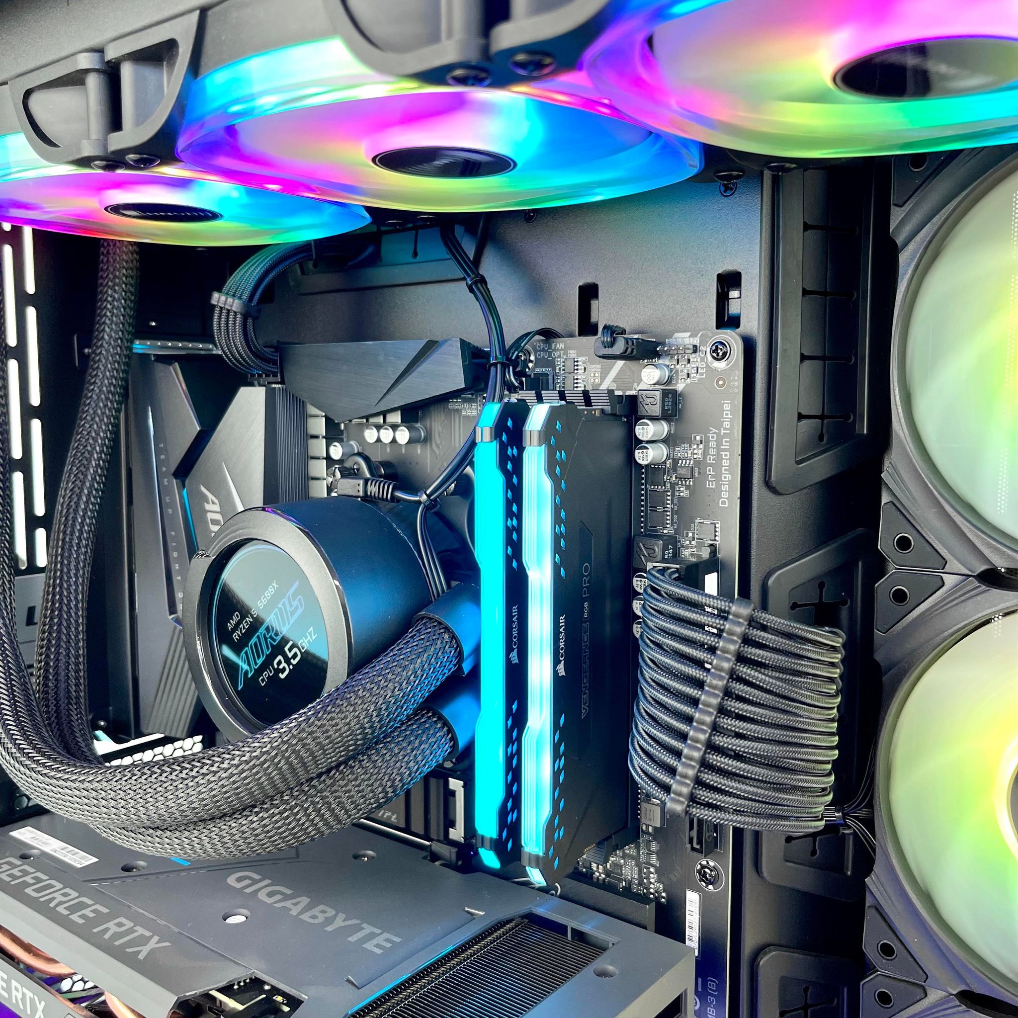 IGaming Ryzen 7 5700x | RTX 4060Ti - 4070 Ti super | Midnight Titan - Nectostry