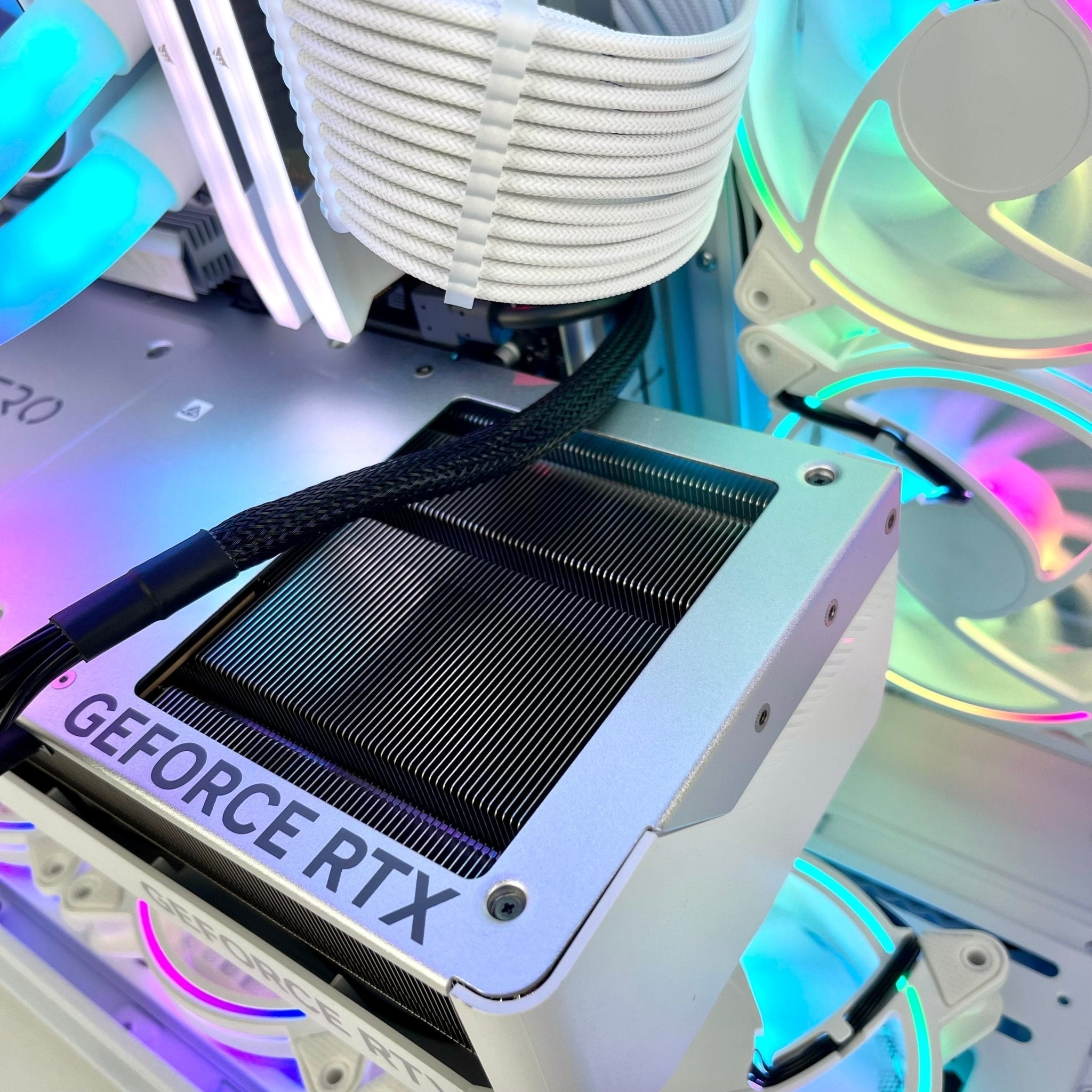 Ultimate Gaming Computer | Ryzen 9 7900X | RTX 4080 Aero | 32Gb 6000mhz | Everest